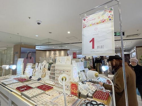 三個月內(nèi)十家老牌百貨“陣亡”，百貨零售業(yè)面臨多重挑戰(zhàn)